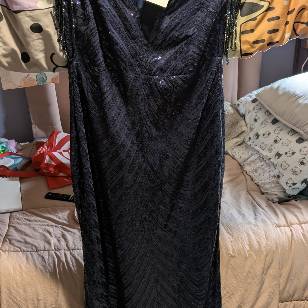 Babeyond Navy Blue Sequin Maxi Dress with Draped Shoulder Chains - Picture 2 of 8